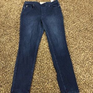 Belle Kim gravel size 10 jeans